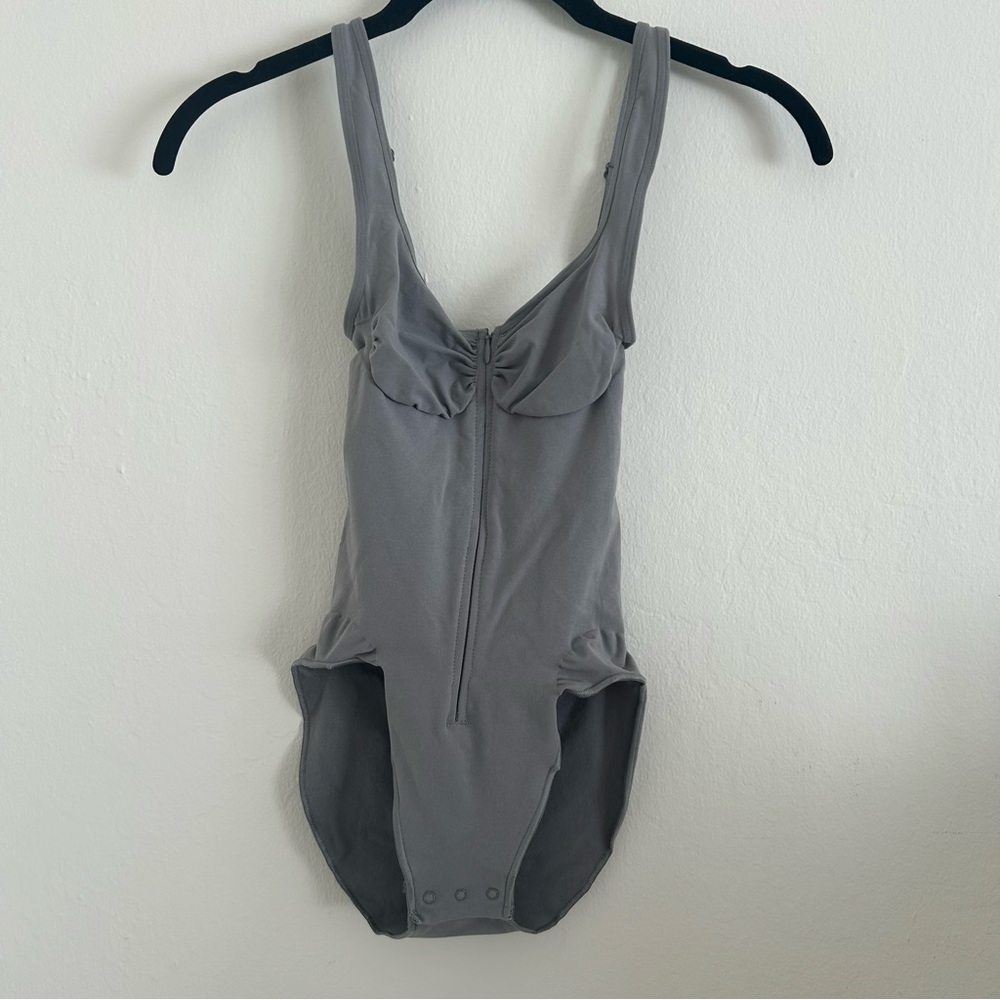 SKIMS Seamless Sculpt Brief Zip Front Bodysuit in Pacific size Medium
